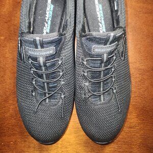 Skechers® Summits Women's Sneakers Size 10  ***laces have been cut***